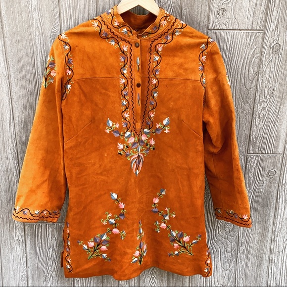 SOLD Vintage 70’s Suede Boho Floral Embroidered - Picture 2 of 16